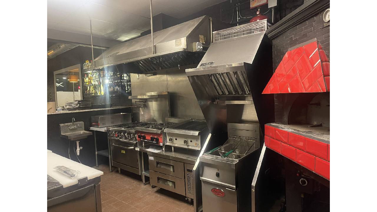 Veneto's restaurant hoping for 'soft opening' next week after fire